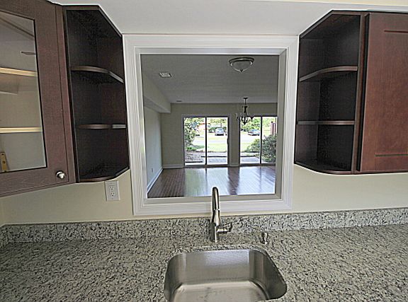 3rd image of 4 Foxwood Ct