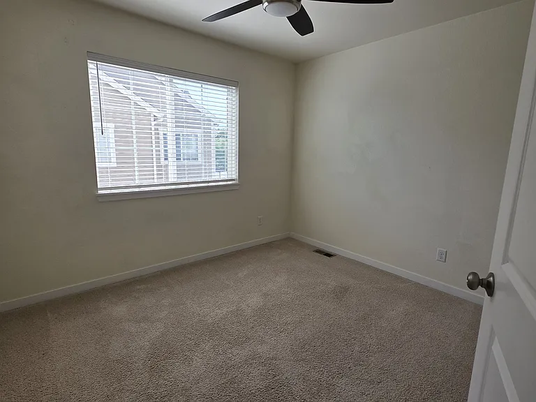 12856 Jasmine St #F — Photo 35