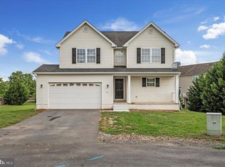 79 Willowby Ct, Bunker Hill, WV 25413