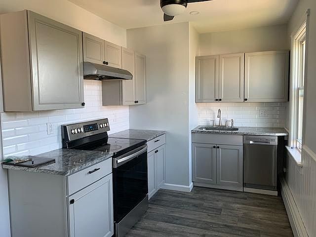 1st image of 30-32 Grosvenor Ave #3
