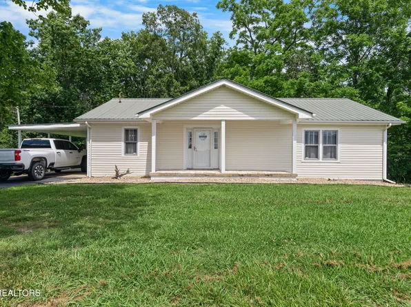 2473 Long Hollow Rd, Lafollette, TN 37766
