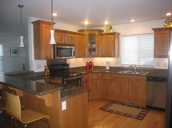 1665 SW Ulysses St, Oak Harbor, WA 98277