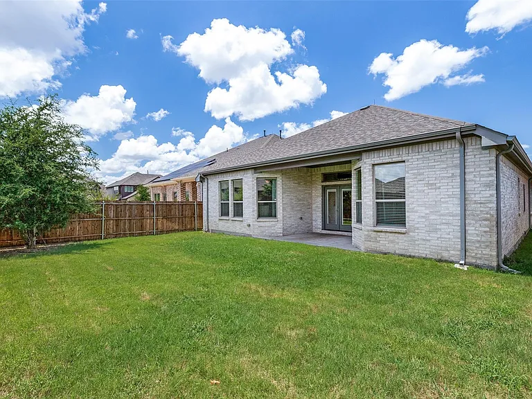 5304 Babcock Rd — Photo 24