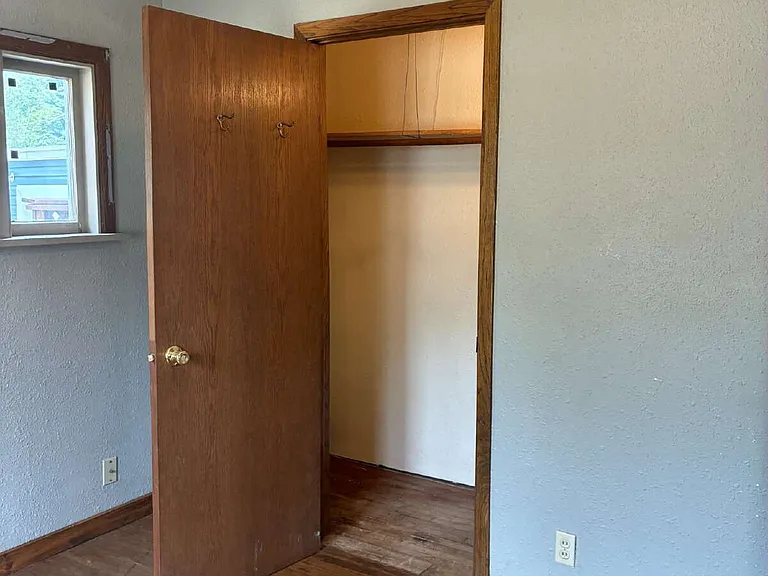 1309 Snelling St — Photo 14