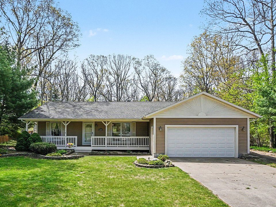 1st image of 15868 Forest Side Dr
