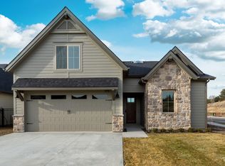 175 N Becknoll Ln, Eagle, ID 83616