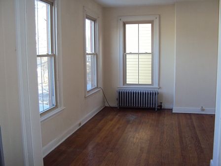 2nd image of 149 Montgomery St APT 3