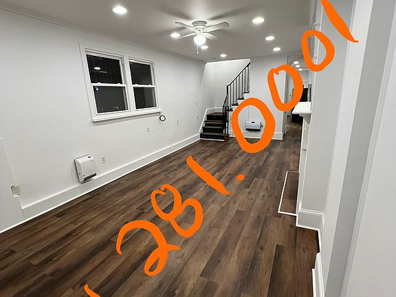 2nd image of 538 E Pine St