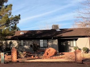 678 S Main St, Ivins, UT 84738