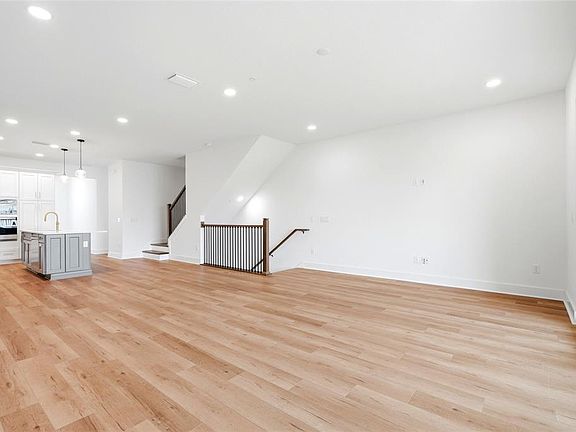 5th image of 9936 Key Haven Rd