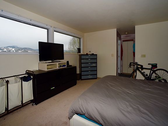 5th image of 5177 Longsun Ln #A