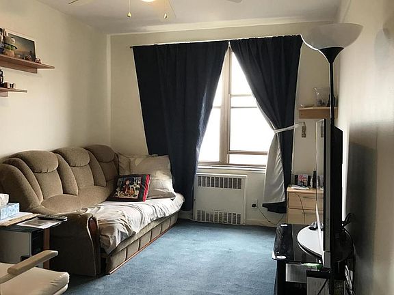 3rd image of 3105 Avenue S #G