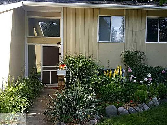 3rd image of 1510 W Herbison Dr