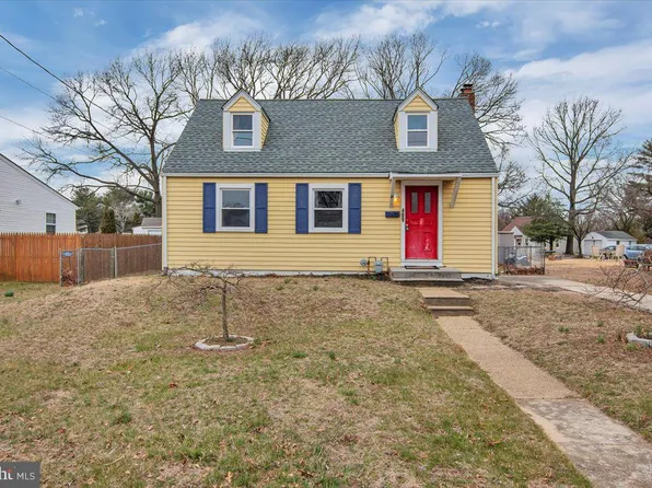 409 W Evesham Rd, Runnemede, NJ 08078