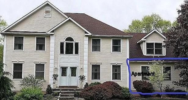 Saddle Ridge Dr