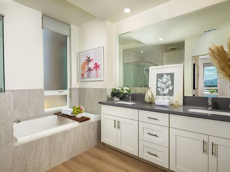 APT 123 CHAPEL AVE — Photo 39