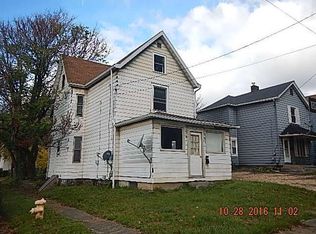 900 Fruit Ave, Farrell, PA 16121