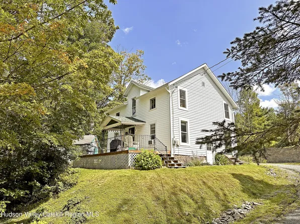 186 Ny-30, Gilboa, NY 12076