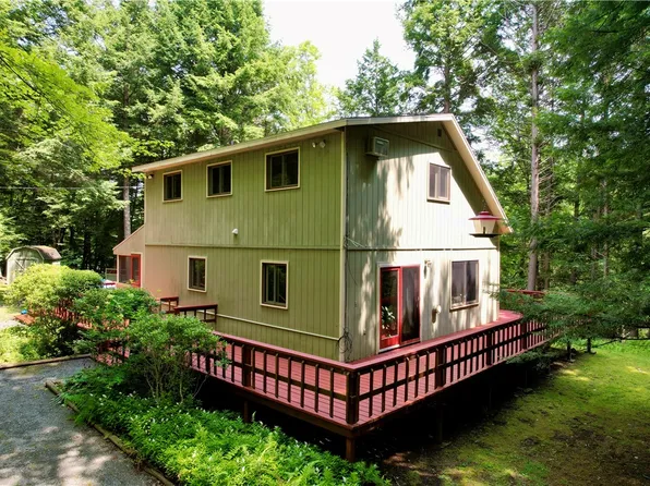 82 Deer Dell Rd, Middletown, NY 13731