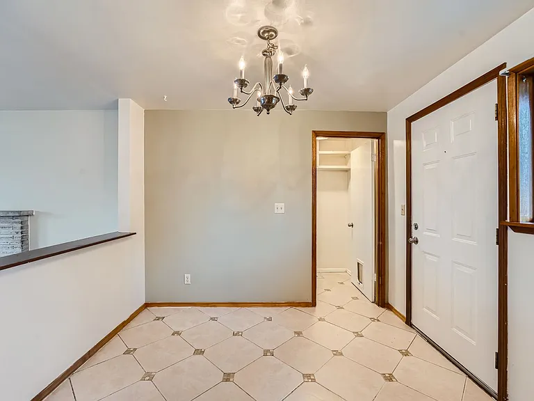 4012 S 288th St — Photo 3