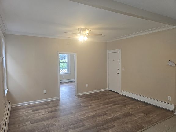 2nd image of 43 Willoughby St #1R