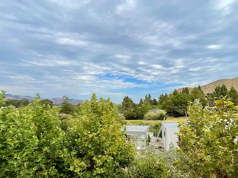 585 Bluerock Dr — Photo 20
