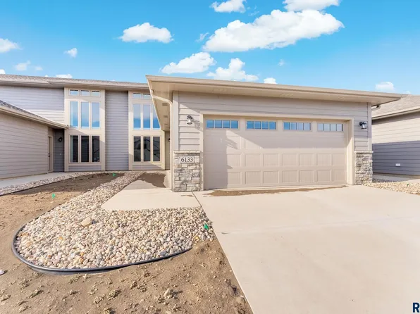 6133 S Bison Pl, Sioux Falls, SD 57108