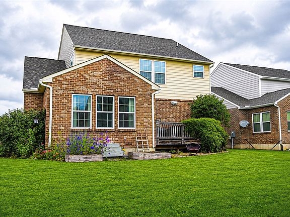 3rd image of 1555 Cedar Creek Dr