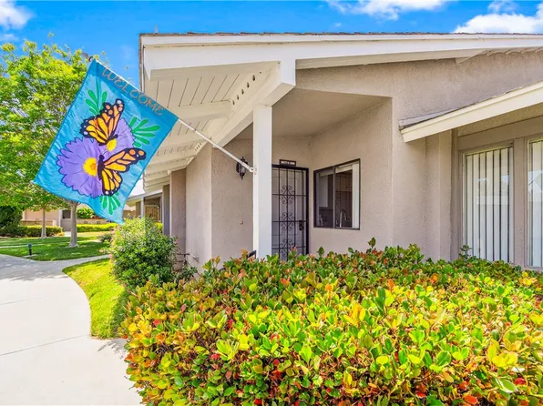 8877 Tulare Dr Unit 309C, Huntington Beach, CA 92646