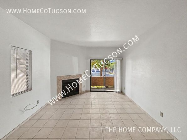 5750 N Camino Esplendora APT 109
