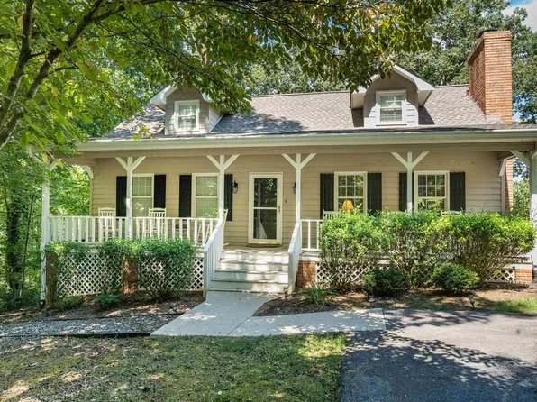 122 Amber Dr, Inman, SC 29349