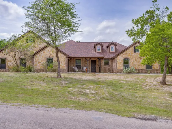 125 Miramar Cir, Weatherford, TX 76085