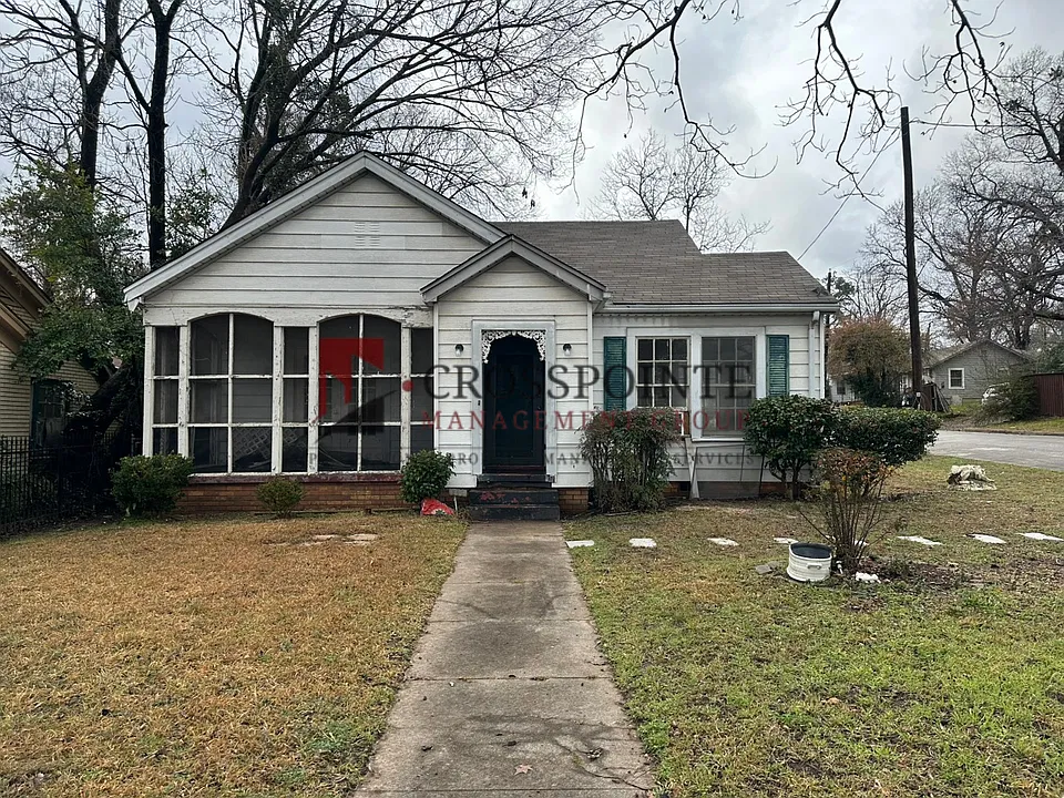 1403 S Glenwood Blvd