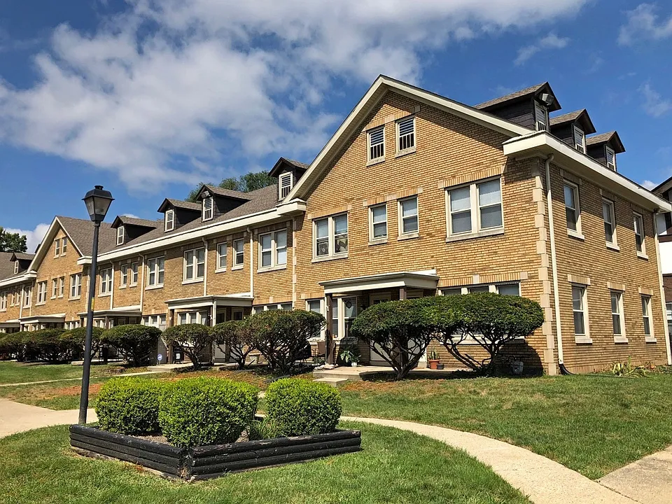 201 - Pennwood Associates, Llc