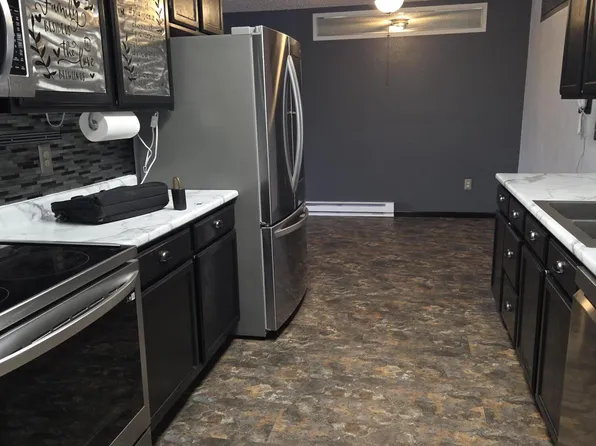 100 7th St NW APT 311, Beulah, ND 58523