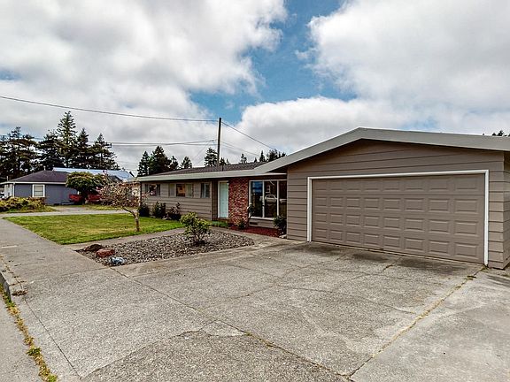 3rd image of 4140 Walnut Dr