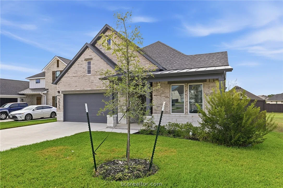4 bed, 2161 sqft, $4,500 — Photo 3