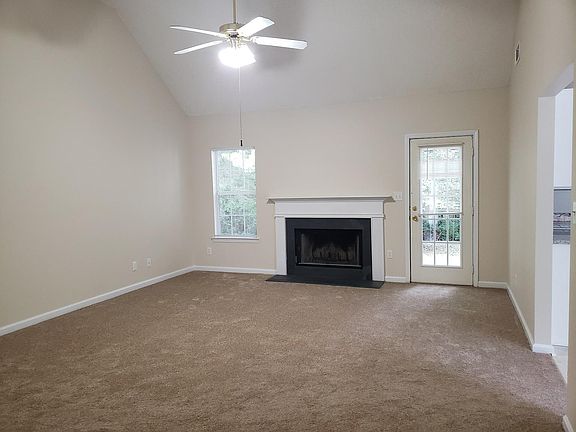 5th image of 232 Cottonwood Ct