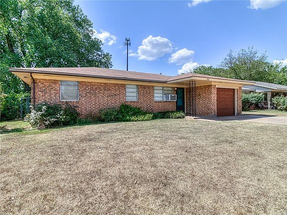 3rd image of 2502 Wyandotte Way