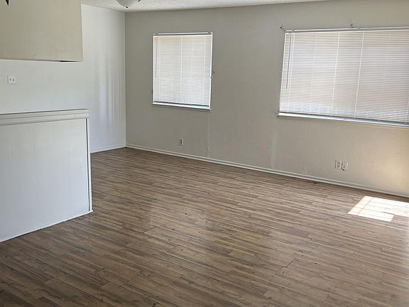 3rd image of 4936 N Holt Ave #101-1