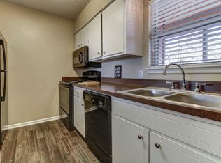 9203 W Interstate Highway 10 #B1, San Antonio, TX 78230