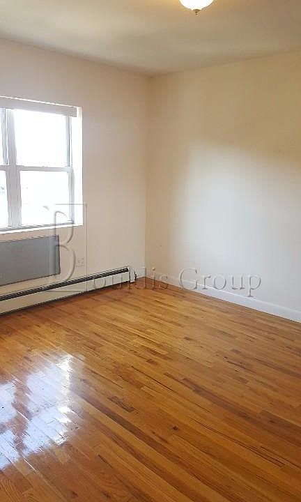 1st image of 3020 32nd St #1
