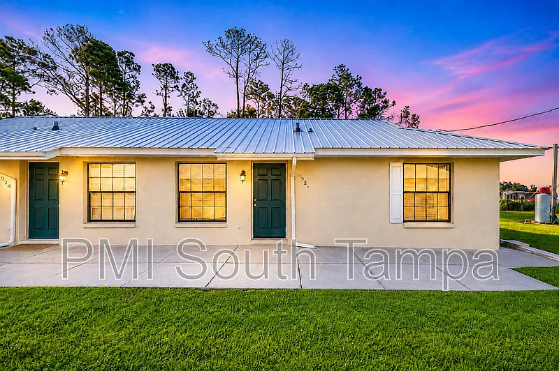 2 bed, 1.0 bath, 750 sqft, $1,380 — Photo 1