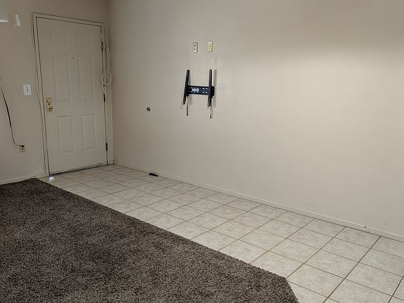 5th image of 100 Pulsipher Ln Unit 3211