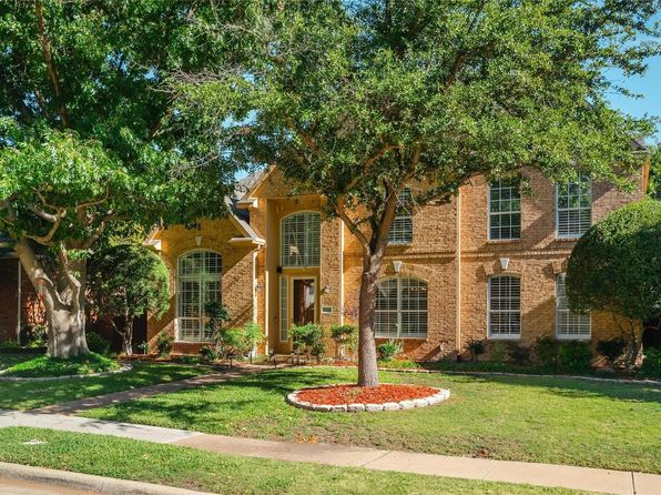 2616 Barrington Dr