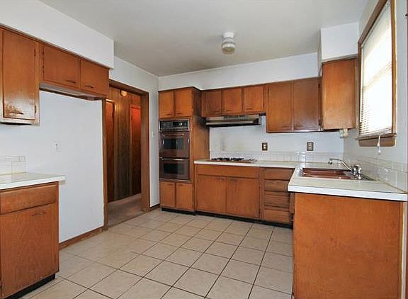 5th image of 2211 Lauradale Dr