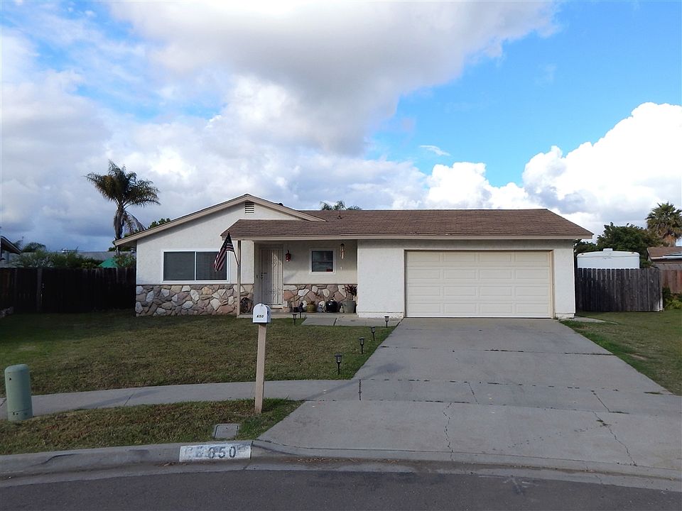 1st image of 650 Diane Pl
