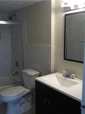 5th image of 7300 Wayne Ave APT 214