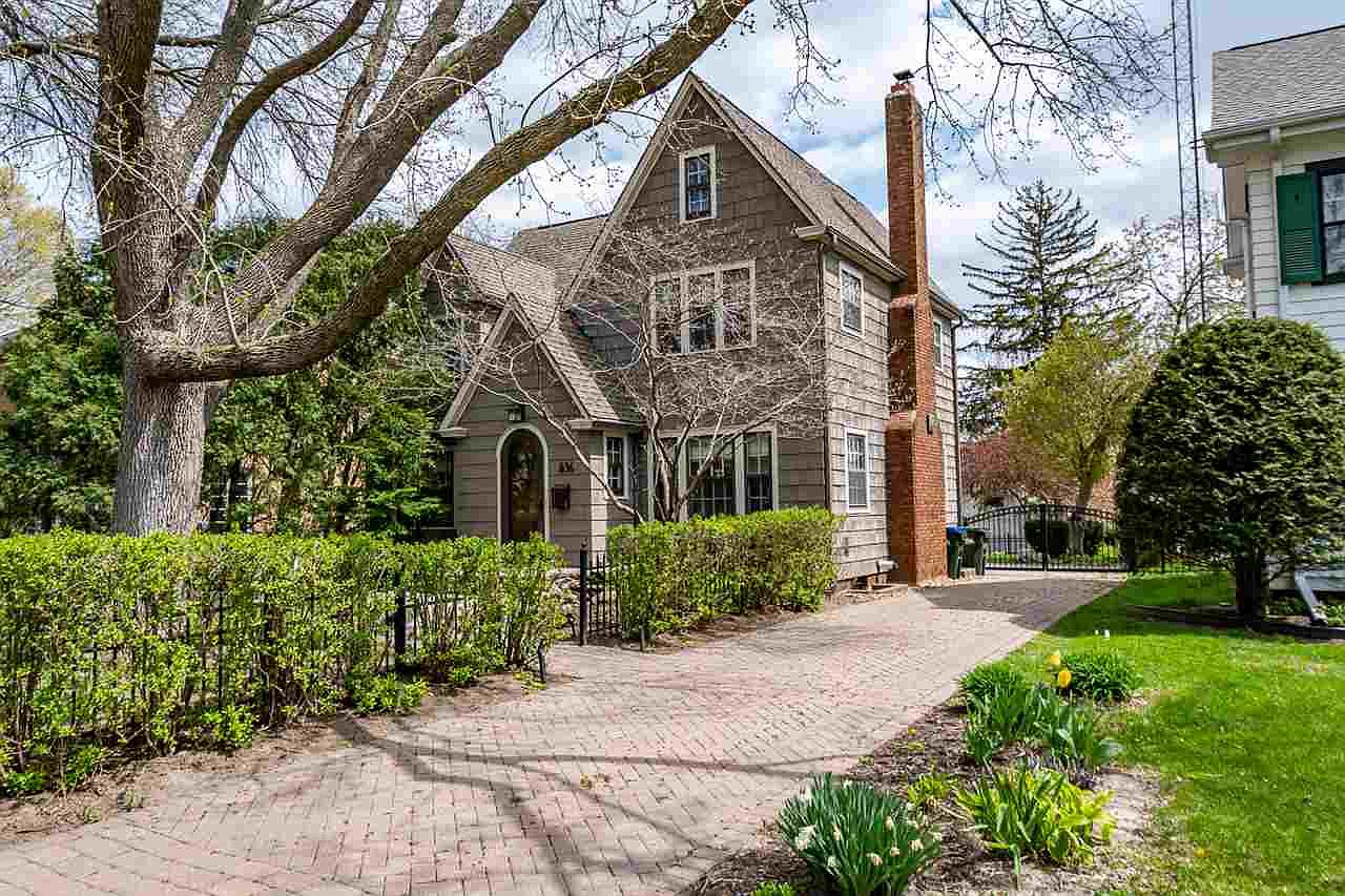 536 S Summit St, Iowa City, IA 52240 Zillow