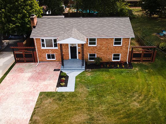 4th image of 9905 Loudoun Ave